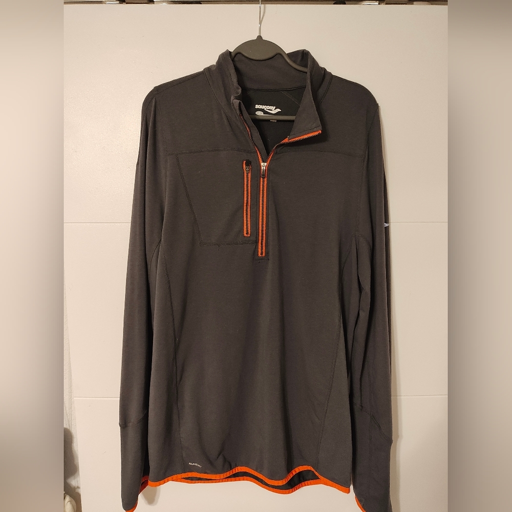 Men's Saucony quarter zip